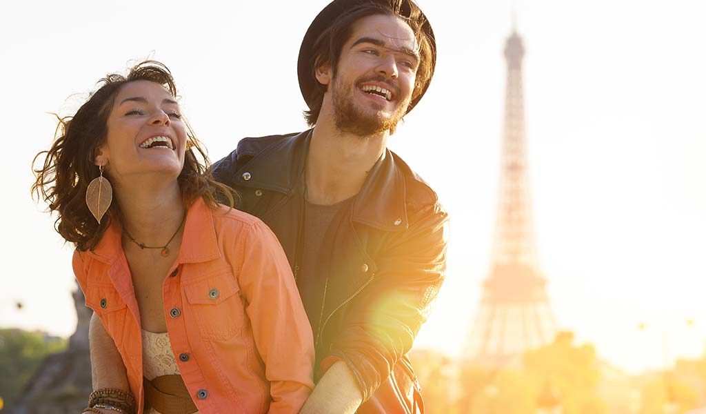 couple in Paris